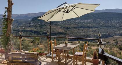 Maison de la Vallee Private Guest House Great View