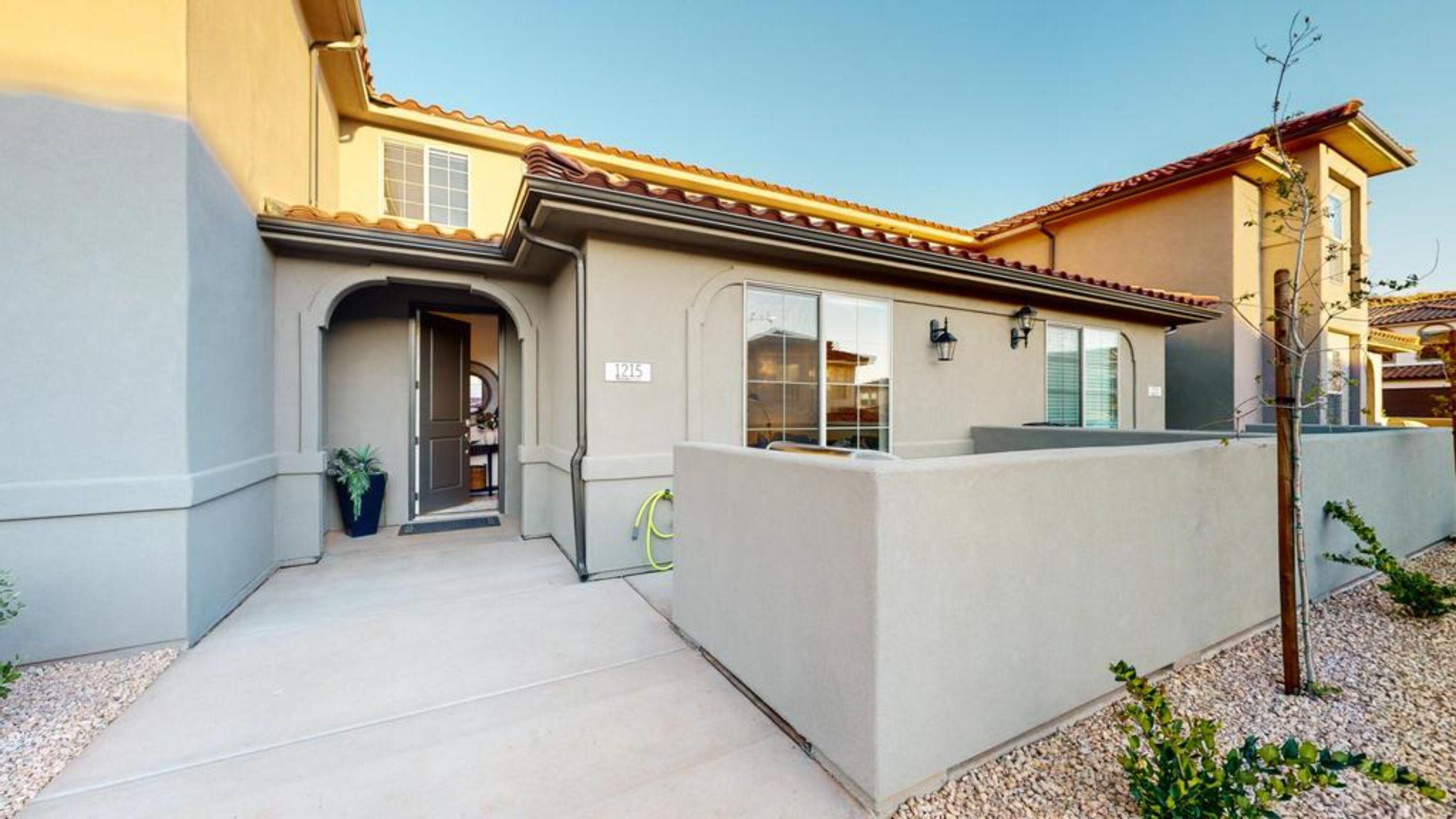 House, 3 Bedrooms | Exterior