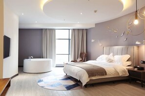 Room - Yueqi Theme Hotel (Xingren)