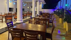 Restaurant - Diani Palm Resort (Diani Beach)