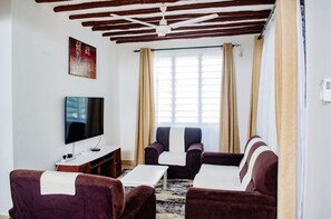 Villa Luxe, 2 chambres | Coin séjour
