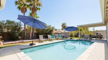 House, 5 Bedrooms | Pool | Outdoor pool