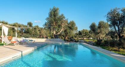 Trullo Delle Ginestre Private Pool
