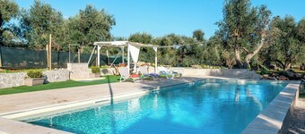 Trullo Delle Ginestre Private Pool