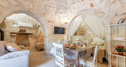 Trullo Delle Ginestre Private Pool