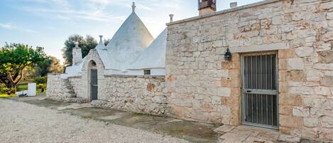 Familie villa, meerdere slaapkamers (Trullo Delle Ginestre Private Pool) | Exterieur
