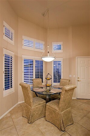 Townhome, 2 Bedrooms | Dining