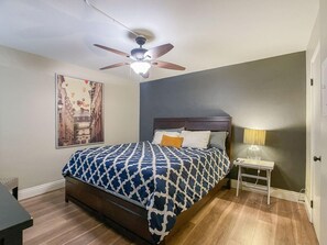 Condo, 1 Bedroom