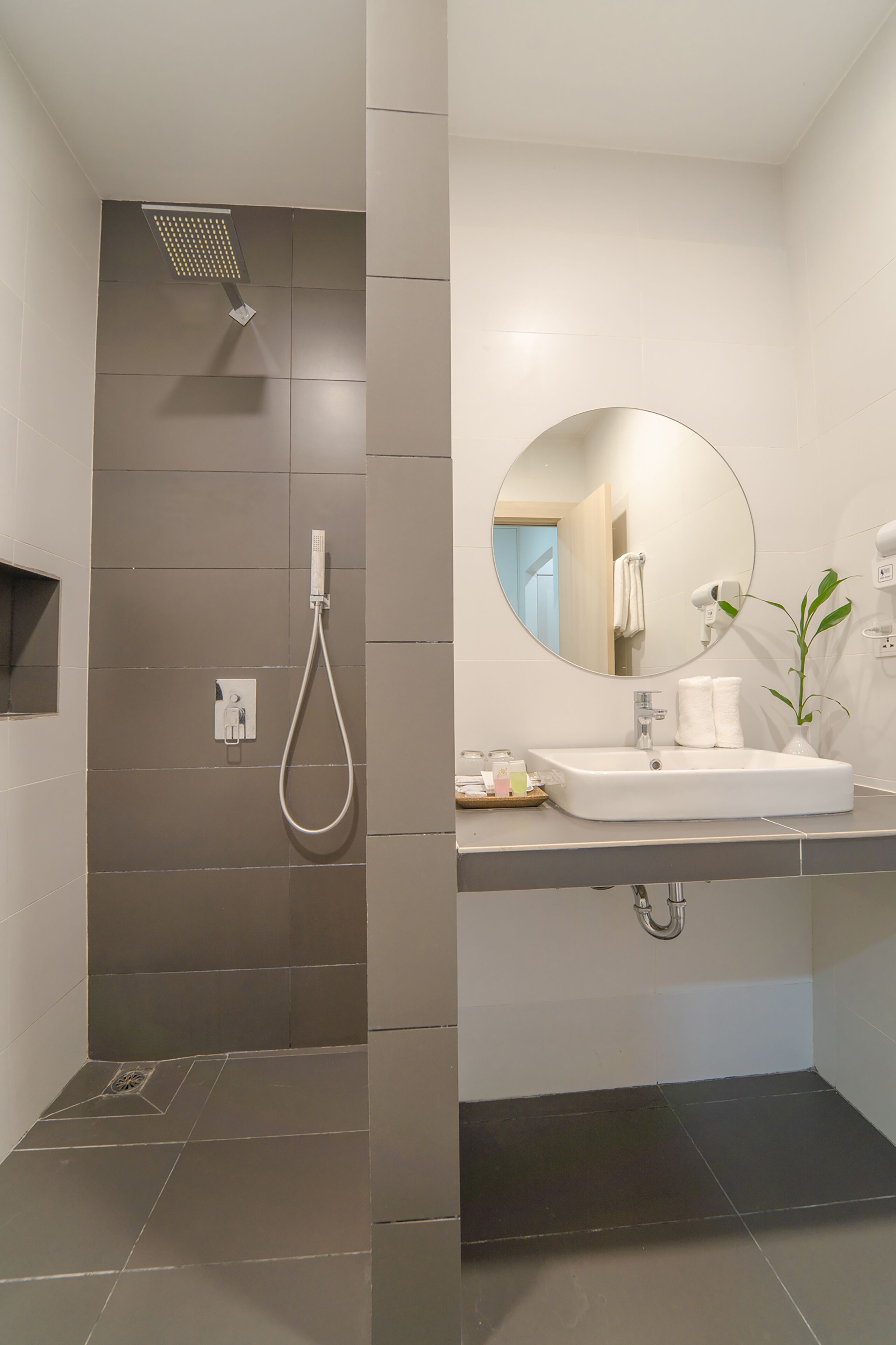 Photo - LH Residence 752