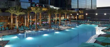 Outdoor pool, a heated pool