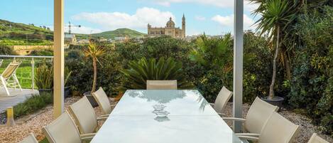 Ristorazione all'aperto