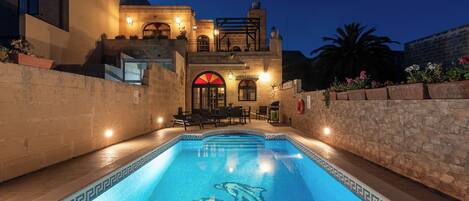 Alberca al aire libre