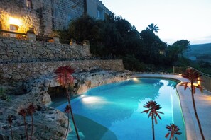 Pool - Villeleynah Holiday Home (Gozo)