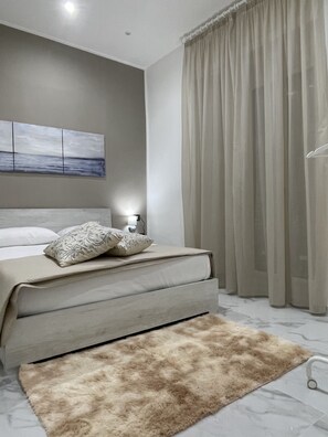 Habitació doble estàndard | Minibar, cortines opaques, habitacions insonoritzades i wifi gratuïta 