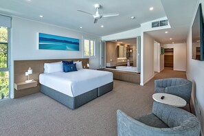 5 bedrooms, desk, iron/ironing board, free WiFi
