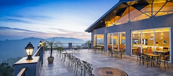 WelcomHeritage Parv Vilas Resort & Spa