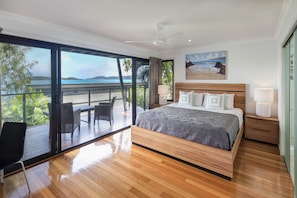 2 bedrooms, iron/ironing board, travel cot, free WiFi