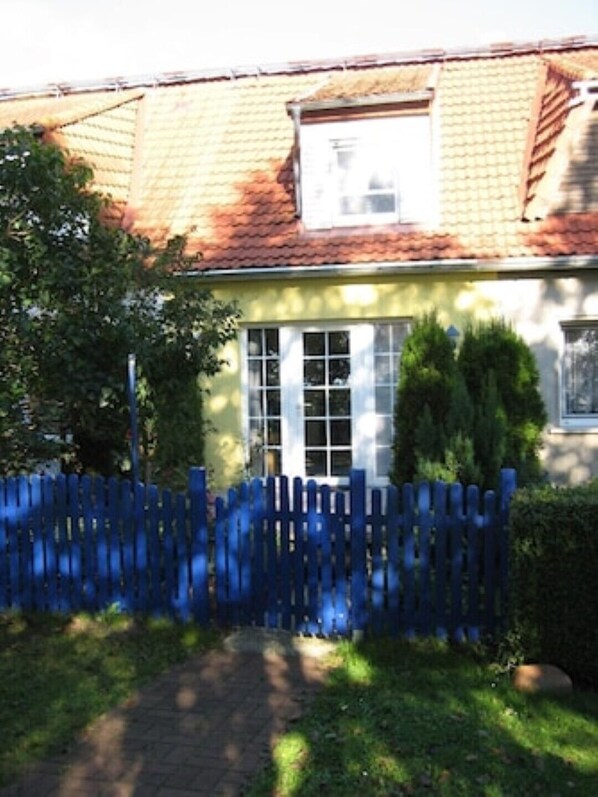 Exterior - Vacation home in quiet, relaxing surroundings Zingst / Müggenburg (Zingst)
