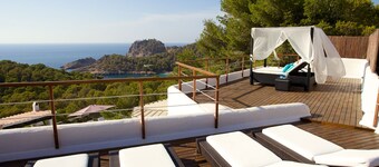 Villa Melograno - Luxury Villa With Magical Sunset Views over Cala Salada