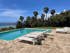 Pool - Comfortable villa in Cala de los Alemanes, Mediterranean style. (Tarifa)