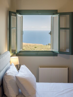 5 Schlafzimmer, Bügeleisen/Bügelbrett