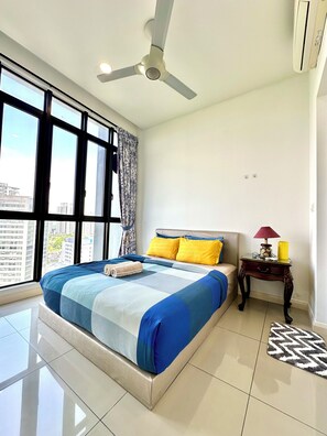 4 dormitorios, tabla de planchar con plancha, wifi y ropa de cama