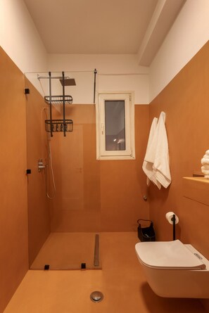 Een douche, een haardroger
