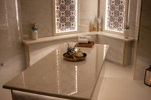 8 treatment rooms - Central Inn Souq Waqif (Doha)