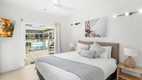 4 bedrooms, iron/ironing board, free WiFi, bed sheets