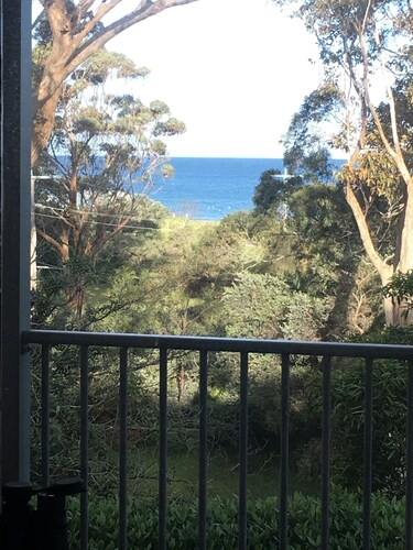 Bluff House Studio 2min beach.Short term Exclusive 2 guests. Coffee Machine.