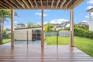 Terrace/patio - Footprints at Hyams Beach (Hyams Beach)