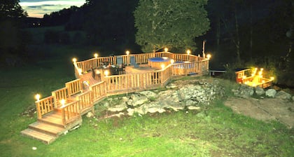 Fantastic nature, hot tub, sauna, boat on the lake, fishing paradise