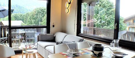 تناول الطعام