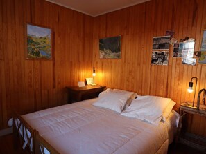 6 bedrooms