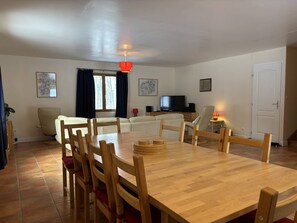 Dining - Spacious and functional house - 5 bedrooms, terrace, private parking (Villard-de-Lans)