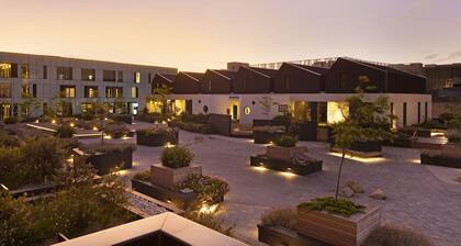 Bridgewater View 415 by HostAgents