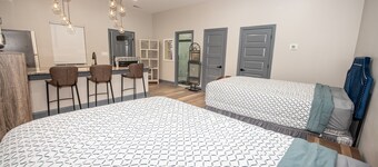 Remodeled 2 bedroom home 4 beds Dawsonville 7 miles Atlanta Motorsport