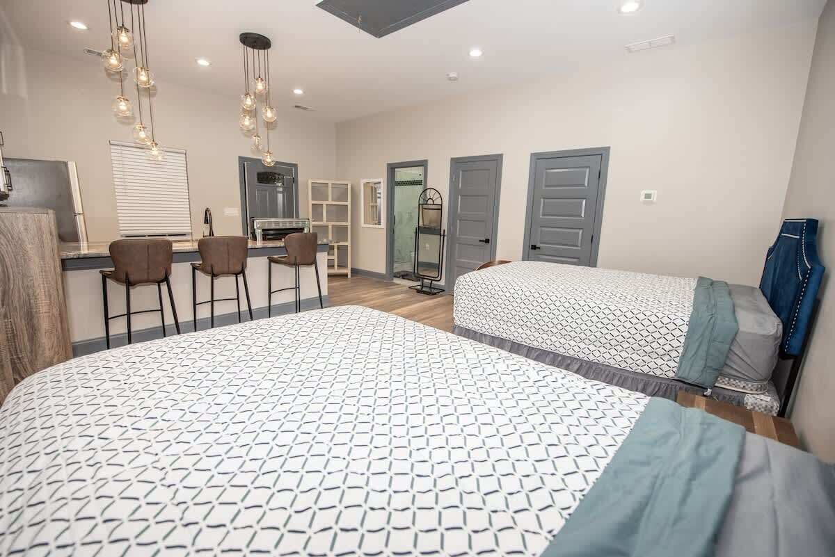 Modern Studio Home 2 Bed Mins From Dawnsonville - Dawsonville, GA