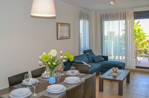 TV - ALAMAR VITALI · 3BR Alamar La Cala de Mijas WIFI/AC/POOL (La Cala de Mijas)