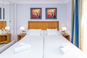 2 bedrooms, iron/ironing board