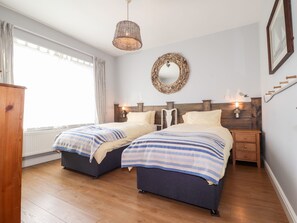 2 bedrooms, individually decorated, individually furnished, free WiFi - The Croft (Newport)