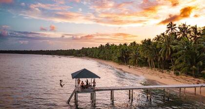 Flo Island Home