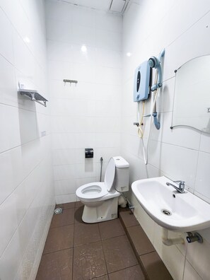 샤워 시설, 무료 세면용품, 헤어드라이어, ��비데