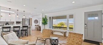 @ Marbella Lane - 3BR w/sweeping views of Bay Area