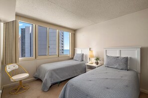 2 chambres, fer et planche à repasser, accès au Wi-Fi (inclus)