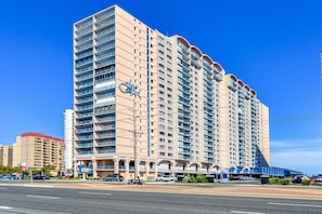 Exterior - Capri-Ocean & Bay View 3 Bed Condo With Indoor Pool! (Ocean City)
