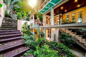 Property grounds - Glasshouse Phuket | 6B villa | Short walk to 2 beaches | Sea view | Accessible (Vichit, Muang)