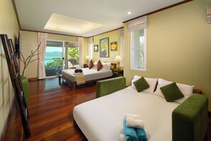 6 Schlafzimmer, Zimmersafe, Schreibtisch, Bügeleisen/Bügelbrett