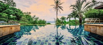 Glasshouse Phuket | 6BR Villa | Sleeps 22 | Walk to 2 Beaches | Accessible