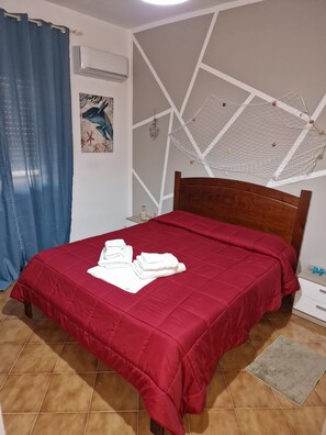 1 soverom, strykejern/-brett, reiseseng for barn og wi-fi (inkludert)